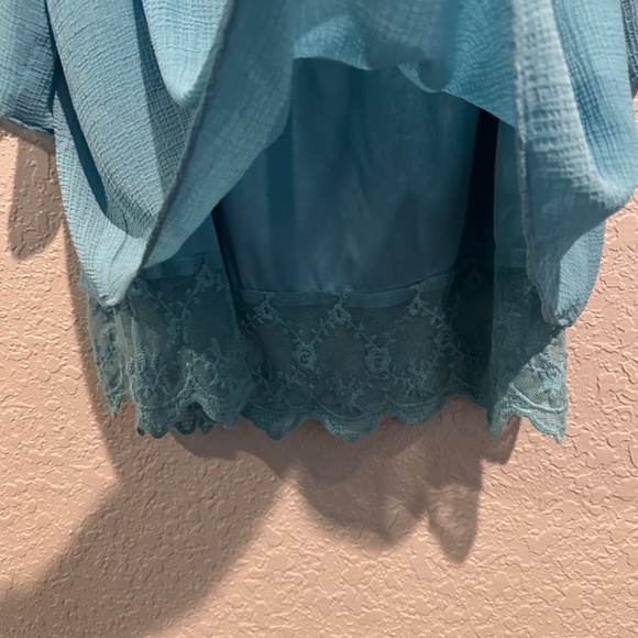 IZ Blue Off the Shoulder Top - Size S - Picture 3 of 8